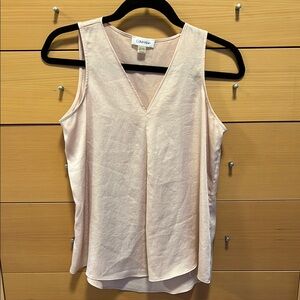 🍋2 for $10🍋Calvin Klein Women's Soft Pink V-Neck Tank Top.  Size XS.